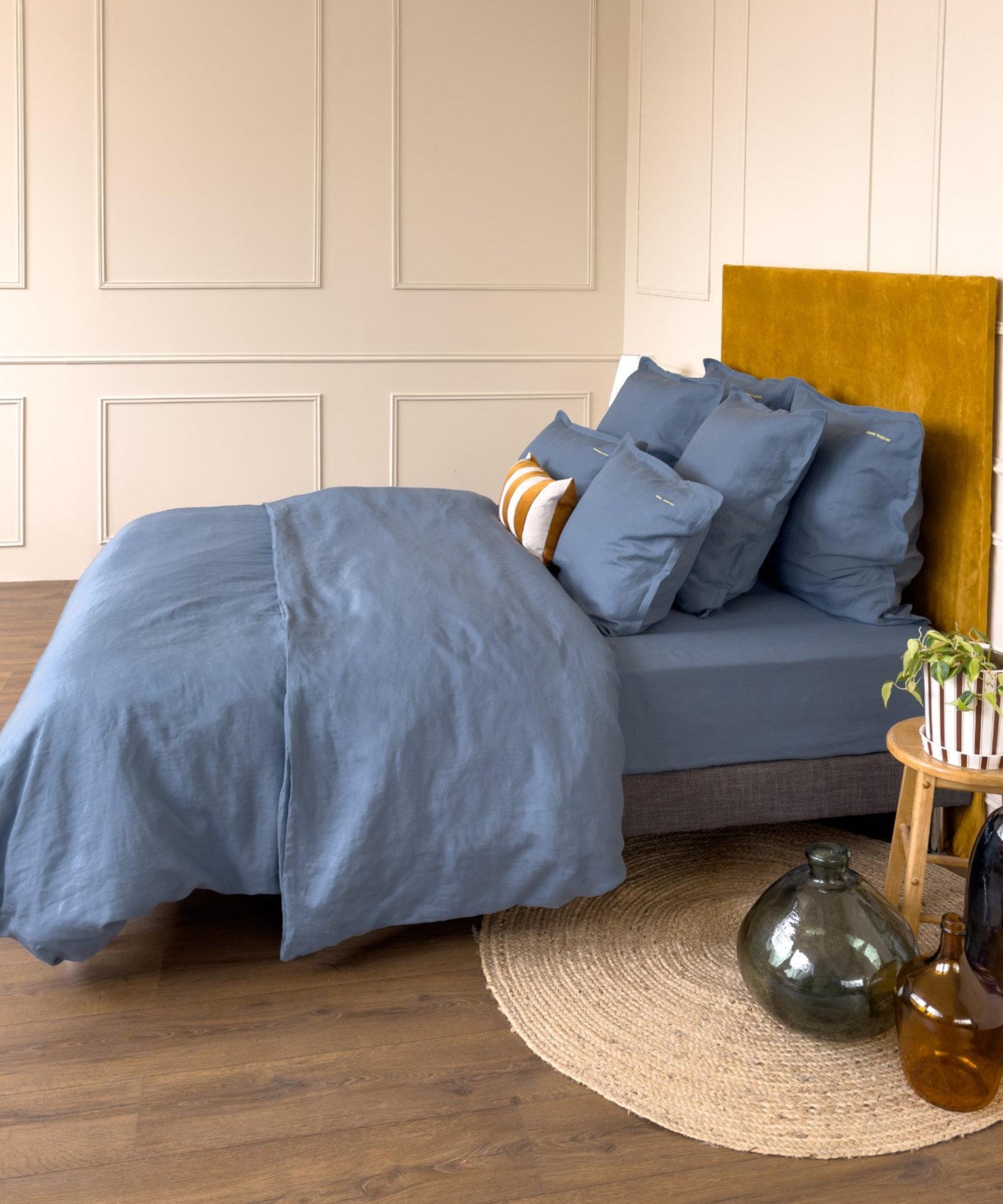 drap-housse en lin lavé français - coloris ciel - le drap français #couleur_ciel