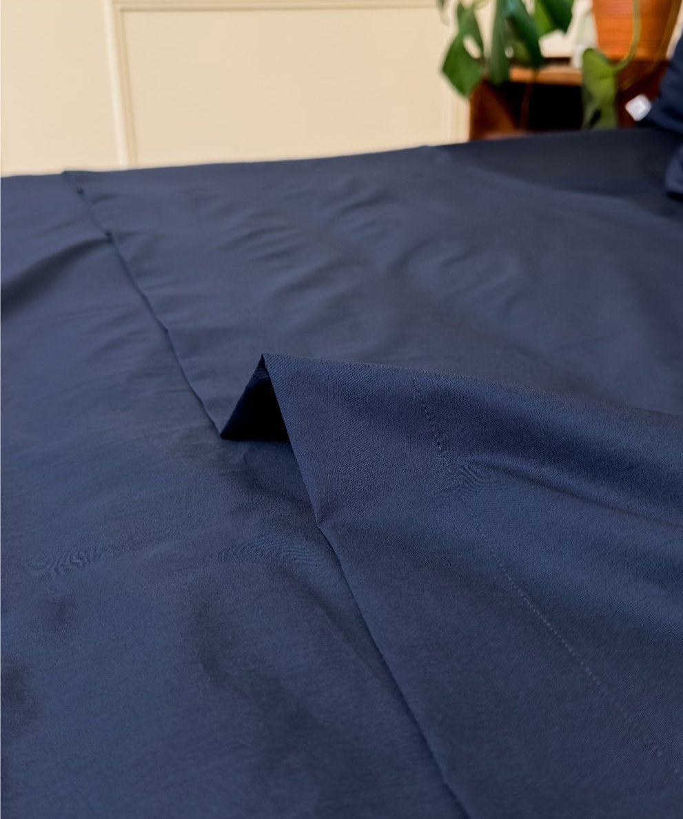 Drap plat en percale de coton biologique - Coloris bleu indigo - Le drap français