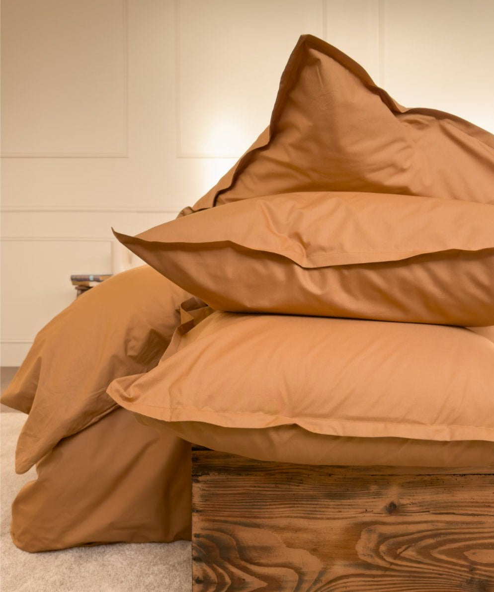 Taies d'oreiller en percale de coton bio - Coloris café crème - Le Drap Français #couleur_cafe-creme
