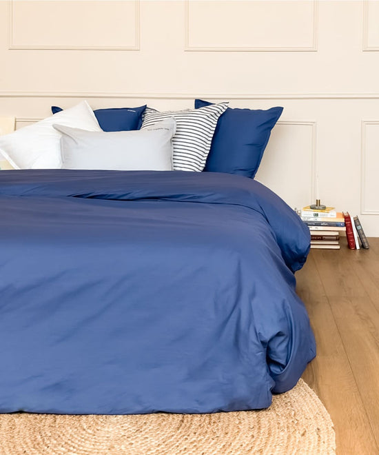 Parure de lit en percale de coton bio - Coloris Bleu Marine - Le drap français