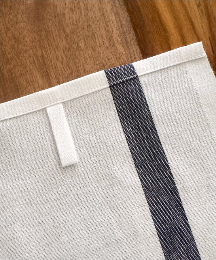 Lot de 2 Torchons fabriqués dans les Vosges - Blanc avec bandes noires - linge de cuisine - Le Drap Français