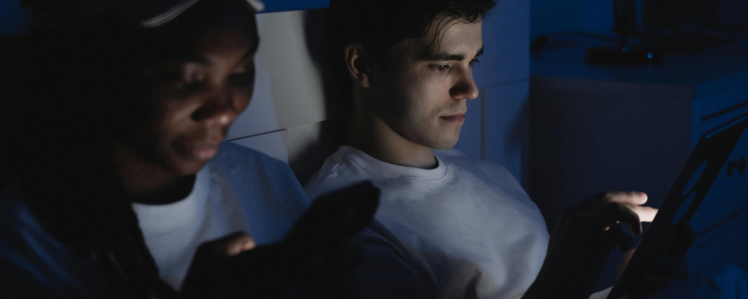 Écrans au lit