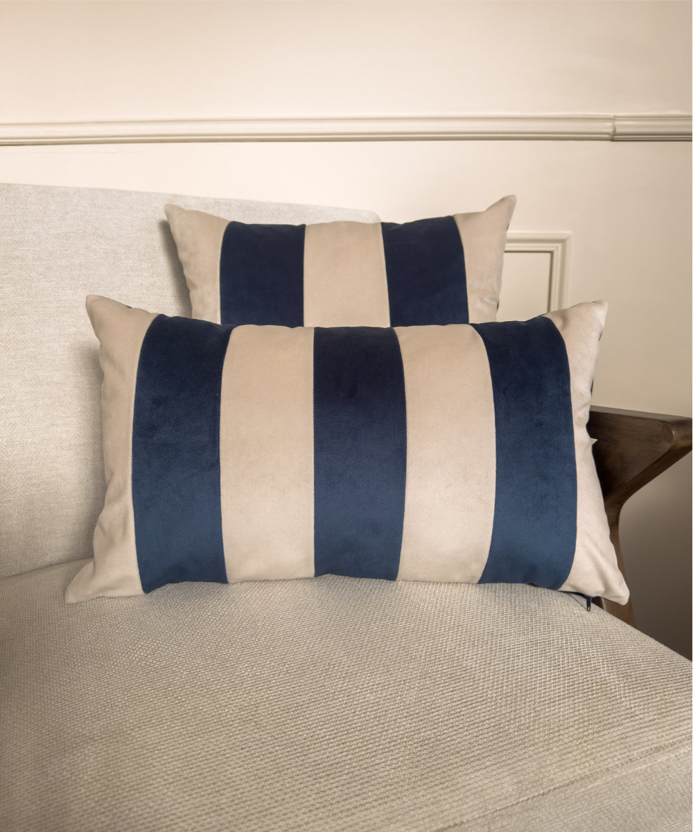 La décoration - Le drap français - Coussin Rayé en Velours Beige et Bleu Marine