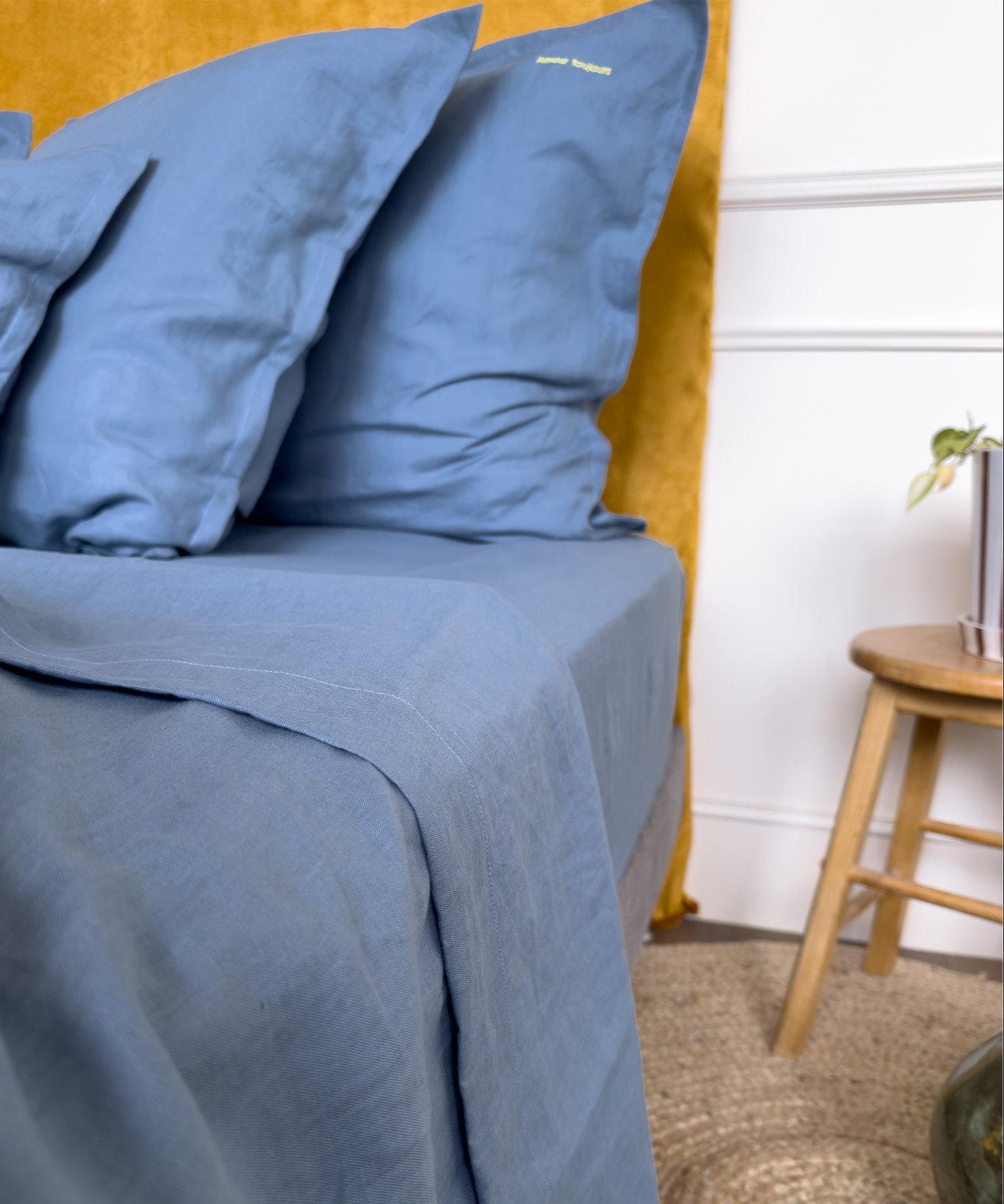 Drap plat en lin lavé français -Coloris Ciel - Le Drap Français
