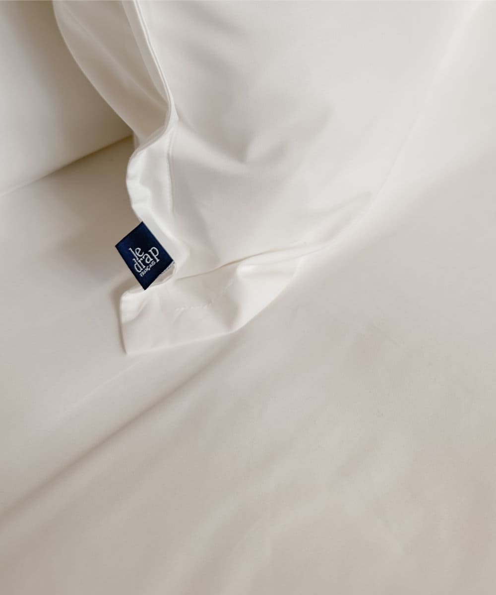 Charger l&amp;#39;image dans la galerie, Taies d&amp;#39;oreiller en percale de coton BIO - Coloris blanc - Le Drap Français 

