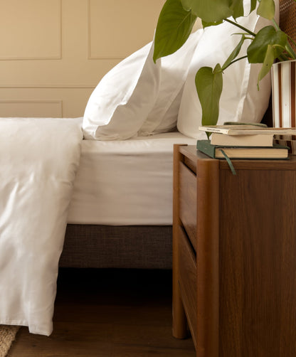 Drap plat en satin de coton bio blanc, 90 fils/cm², tailles 240 x 310 et 270 x 310 cm 