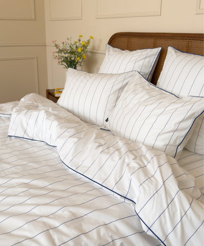 Parure de lit rayée Edition Bleu Vibrant en percale de coton peigné confectionnée en France #couleur_bleu-vibrant